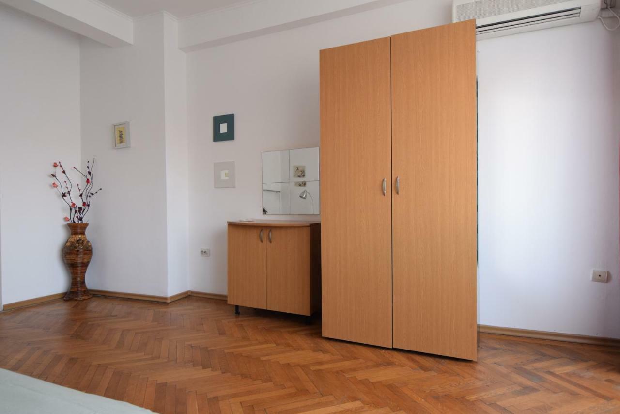 Resedinta Lui Calin - Downtown Park Cismigiu Διαμέρισμα Βουκουρέστι Εξωτερικό φωτογραφία